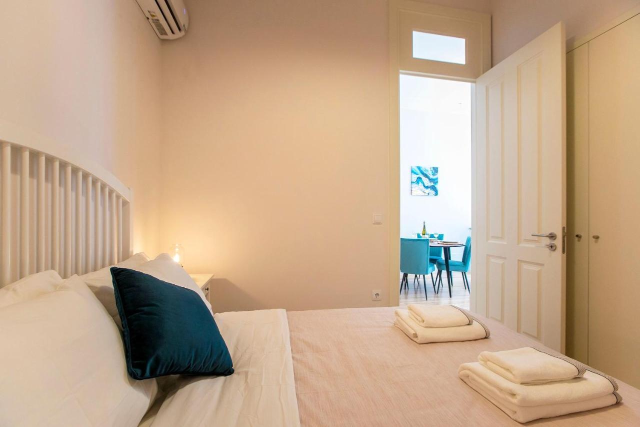 Lovelystay - 2Br Flat With Ac In Duque De Loule Porto Exterior photo